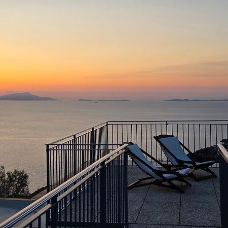 הוילה מסה לוברנסה Sun & Relax, Relaxing Location With Seaview מראה חיצוני תמונה