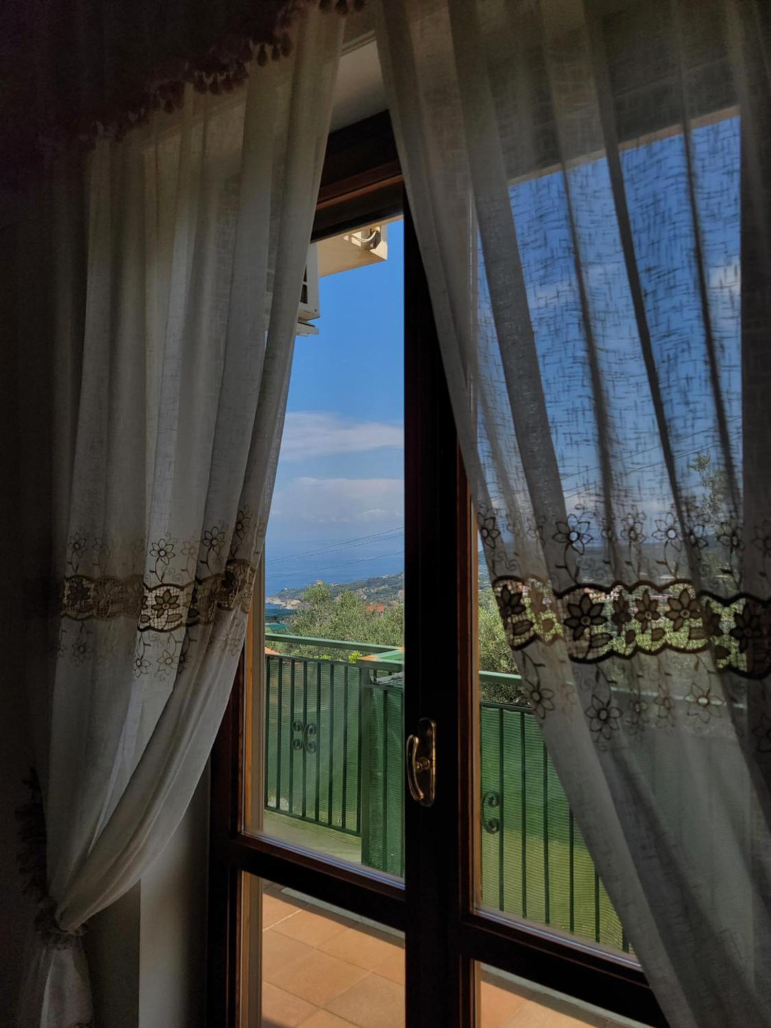 הוילה מסה לוברנסה Sun & Relax, Relaxing Location With Seaview מראה חיצוני תמונה
